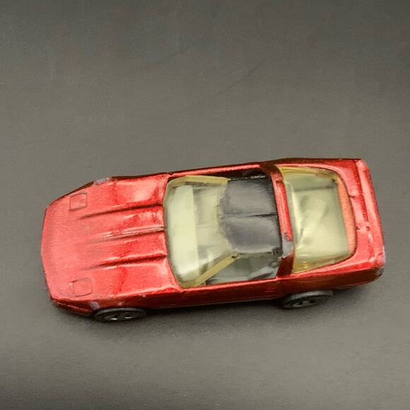 Vintage 1982 Hot Wheels 80’s Corvette Die Cast Maroon Toy Car - Picture 9 of 14